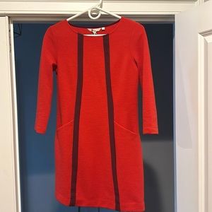 Quarter sleeve dress (size 2r).